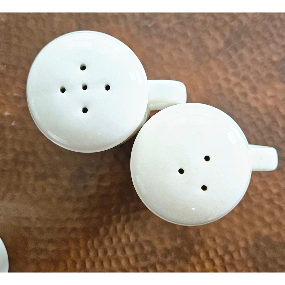 Thomson Pottery Birdhouse Salt & Pepper Shaker Set Cottagecore Kitchen Stoppers - Picture 4 of 4